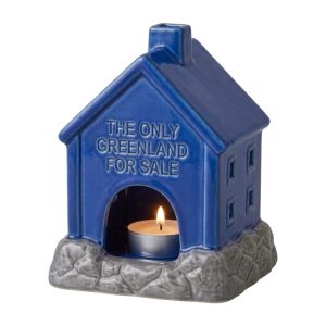 Home greenland ceramic candle house red